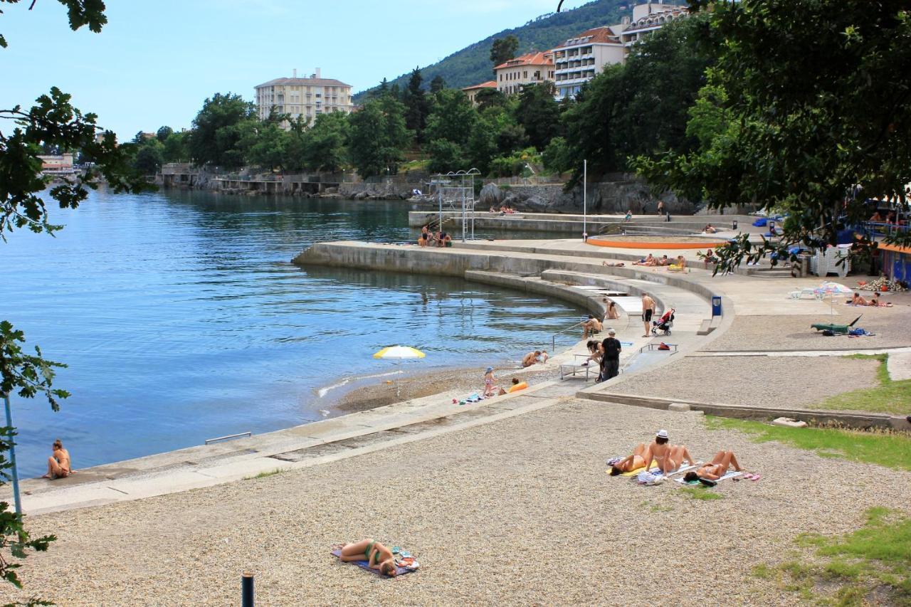 Apartments With A Parking Space Lovran, Opatija - 7713 Eksteriør bilde